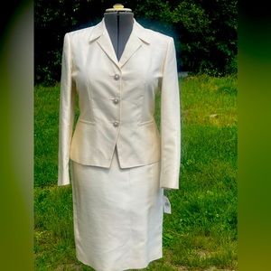 Size 10 John Meyer of Norwich Suit